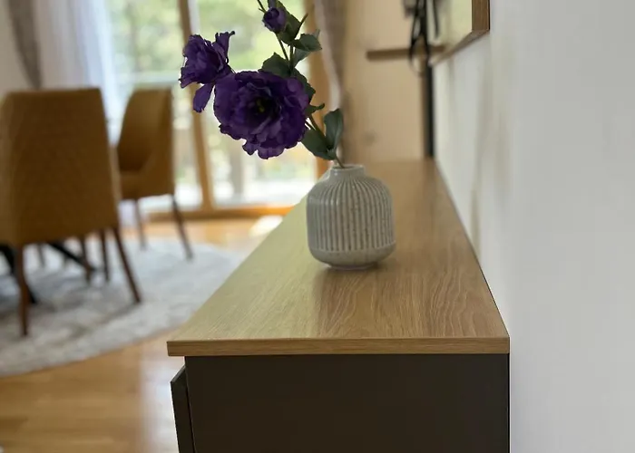 아파트 Zaric 즐라티보